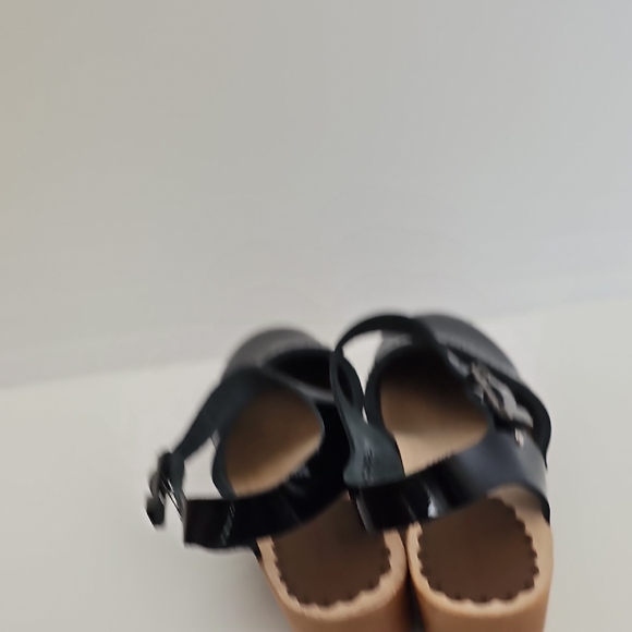 Girls Hanna Andersson Black Patent Leather Mary Jane Clogs Shoe. Size 35 - Picture 5 of 11